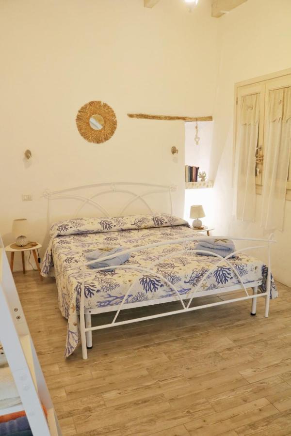 Apartament La Conchiglia SantʼAntìoco Zewnętrze zdjęcie